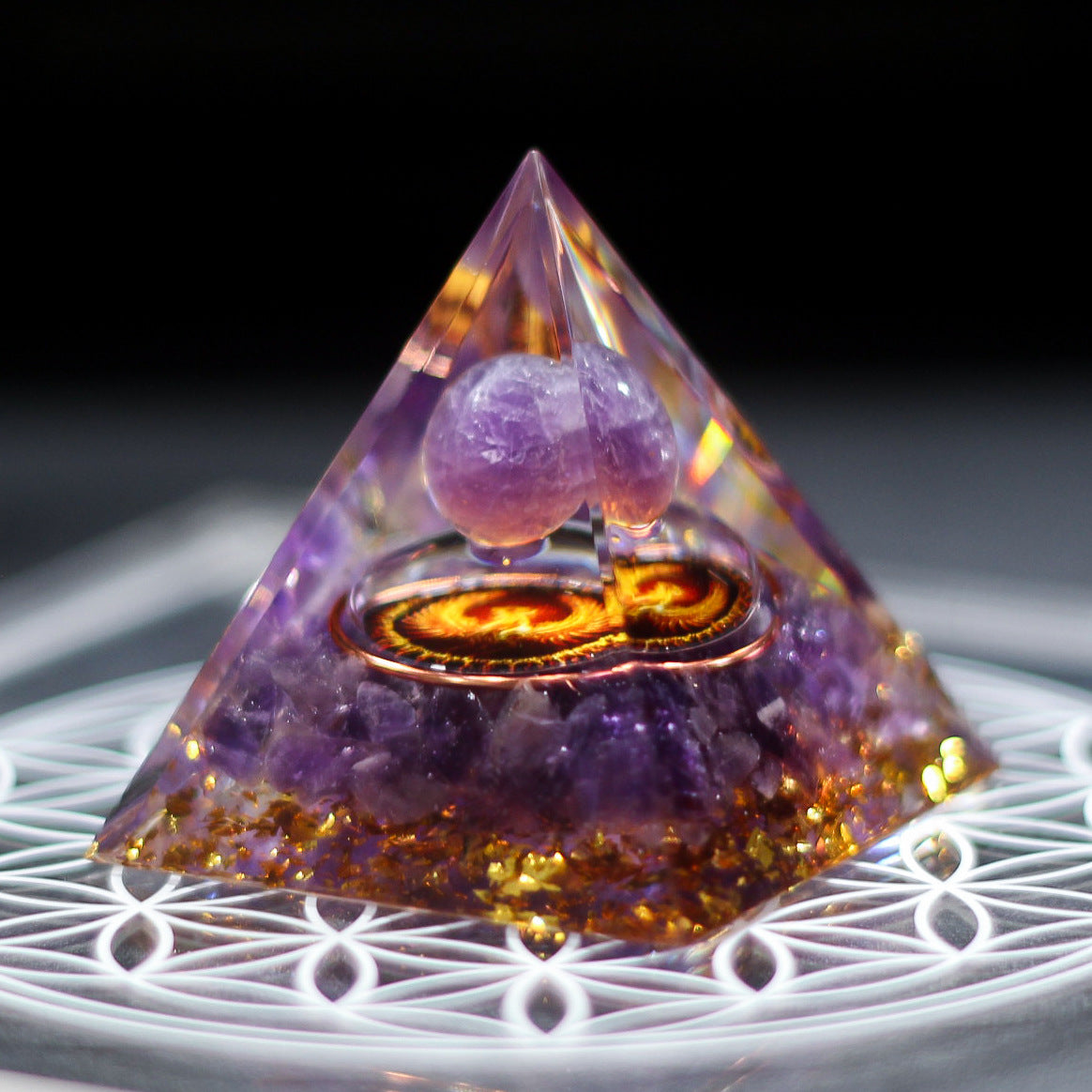 New Arrival Natural Crystal Chip Resin Pyramid, Handmade Desktop Craft Ornament for Home & Office