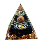 Natural Crystal Gravel Inlaid Pyramid, Exquisite Resin Handicraft for Desktop Home Decoration