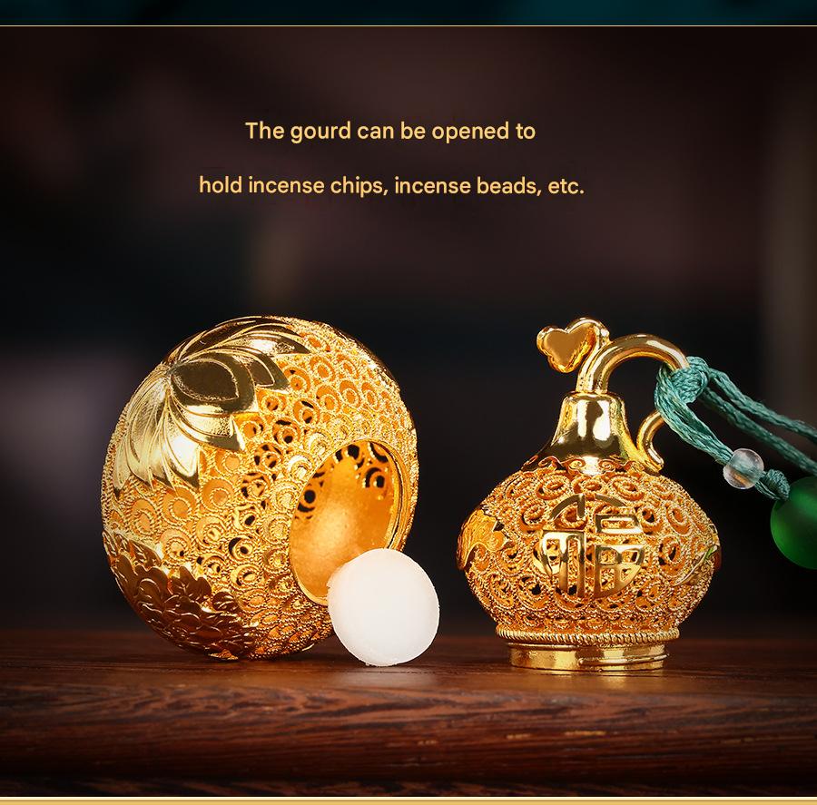Brass Filigree Wu Lou Gourd Ornament, Mini Hollow Openable Brass Gourd Pendant, Fortune & Longevity Hanging Craft for Home Desktop Decor