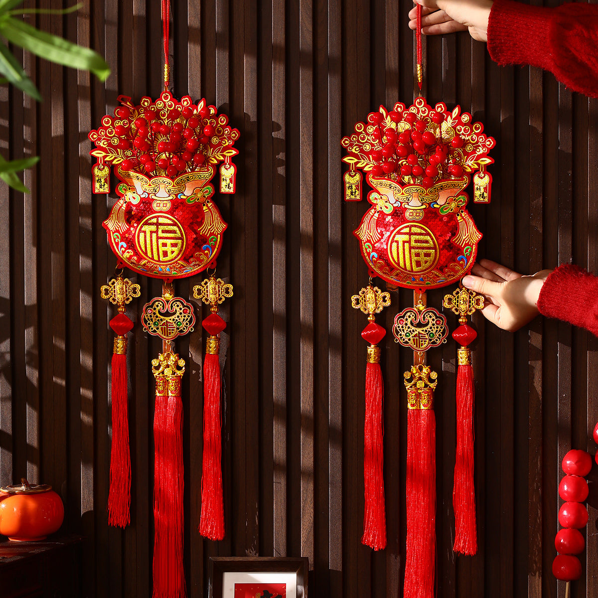 New Style Large Fu Character Lucky Bag Hanging Garland, Chinese New Year Spring Festival Hanging Ornament, Living Room Festive Decoration for Lunar New Year Home Decor