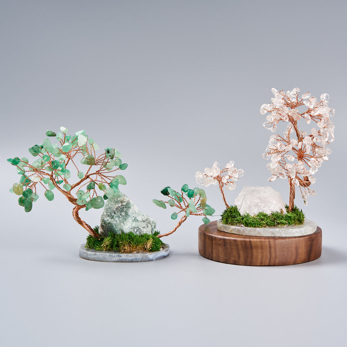 Natural Raw Crystal Tree Ornament with Crushed Crystal Chips, Premium Unique Money Tree in Mini Fish Tank, Crystal Energy Desktop Decor Gift for Home & Office