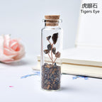 Natural Crushed Crystal Chips Tree in Mineral Specimen Bottle, Multi‑Material Crystal Tree Glass Wishing Bottle Handicraft Ornament, Home Desktop Decorative Display Piece