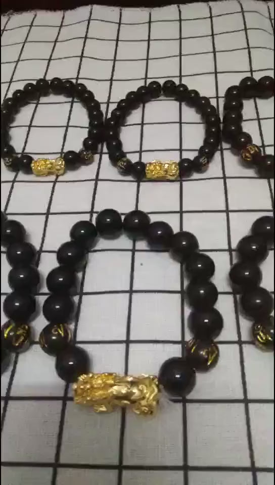 Sand Gold Pi Xiu Bracelet, Matte Gold-Tone Pixiu Feng Shui Charm Bracelet, Wealth Good Luck Beaded Bracelet for Men Women Everyday Wear